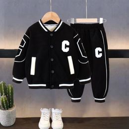 Kledingsets herfst babyjongen meisje kleren set kinderen honkbal uniform lange mouw jas jas top en soprt broek pak outfits tracksuit 230926