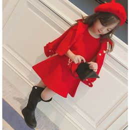 Ensembles de vêtements Automne Ensemble pour enfants Fille Version coréenne de Gilet Jupewoolen Jackethat Trois pièces Party Fashion Vêtements rouges 221110