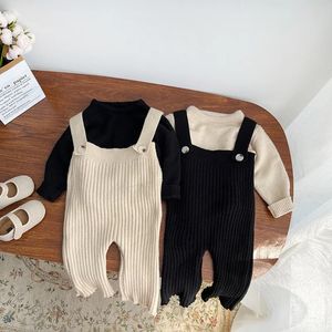 Kleidungssets Herbst gestrickte Babys Sets Koreanische einfarbige gestrickte Hosen für Mädchen Lässige Pit Strap Hosen Set Baby Modische Hosen 231201