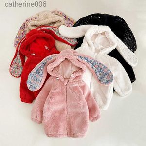 Conjuntos de ropa Otoño Invierno Polar Bebé Niñas Ropa larga Abrigo Chaquetas de niña para 1-7Y Bebé pequeño Bebé Cálido Conejo Ropa de bebé con capuchaL231202