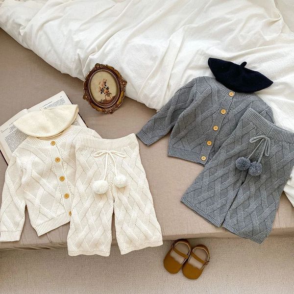 Conjuntos de ropa Otoño Invierno Niños Traje de punto Niños Niños Niñas Bebé Suéter de punto Cardigan Ball Pant Ropa 231025