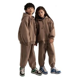 Ensembles de vêtements automne hiver adolescents filles garçons coton sweat-shirt vêtements à capuche pull enfants Sport costume enfants 231206