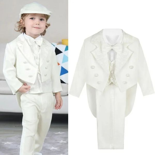 Ensembles de vêtements Bébé garçon costume de baptême ensemble tenues de baptême infantile classique smoking enfant en bas âge mariage vêtements de fête formelle blanc à manches longues ensembles 231024