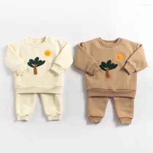 Vêtements Ensembles Baby Boy Vêtements Hiver épaisses modesses modestes chaudes Grow Up Girls Toddler Sweatshirt et Pantal