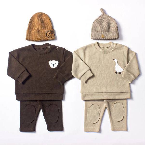 Ensembles de vêtements Ensemble de vêtements pour bébé garçon 2 pièces en coton biologique patch pull d'oie toppants vêtements pour enfants ensemble de vêtements pour enfants 231214