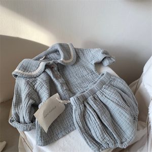 Kledingsets Baby Boy Girl Deset Muslin Spring 0 5Y Organic Cotton Rapel Navy Style Long Sleeve Tops Shorts Geboren 230407