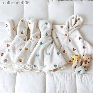 Ensembles de vêtements bébé cape coréen de style coréen de bébé vêtements réseau de couverture couverture casse-vent pour nouveau-nés