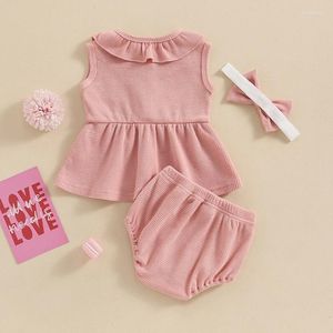 Kledingsets Baby Girl 3 stuks Zomer Outfit Mouwloze ruches Top knop Tank Elastische taille Bloomer Shorts Hoofdband