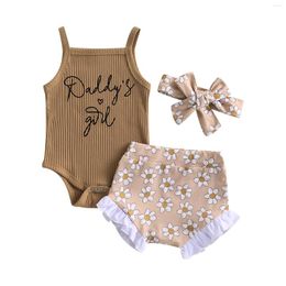 Kledingsets Baby Girl Kleed Suits Letter Print Gebreide rib Mouwloze Romper Floral Shorts Hoofdband 3 % Set