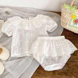 Sets de ropa ropa de niña de la niña verano blanco manga corta top de encaje pantalones pantalones cortos de pan 2 piezas traje de algodón