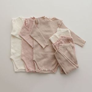 Kledingsets Baby Girl Spring Geboren kleding Bodysuitbroek Kinderen Outfit Infant voor 02Y 230331