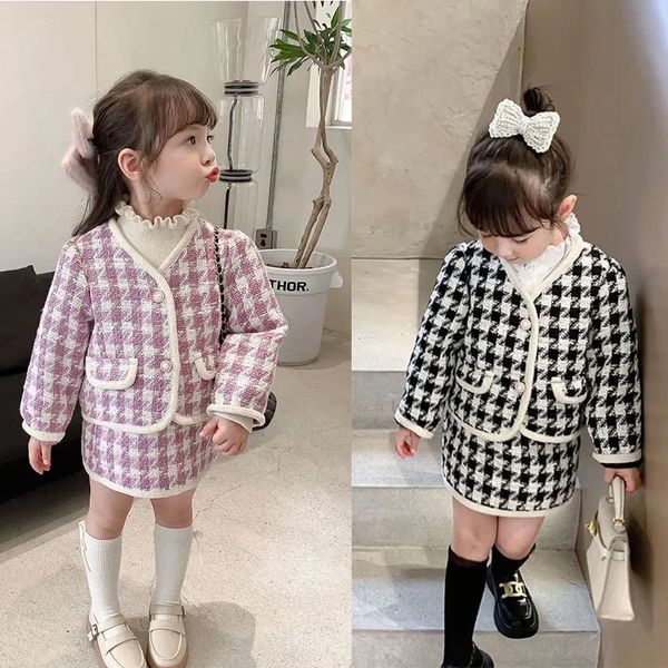 Ensembles de vêtements Ensembles de vêtements pour bébés filles 2 pièces costumes en tweed élégants automne hiver jupe pull Preppy tenues de boutique pour enfants 1-7T fête 231016