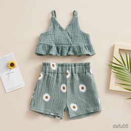 Juntos de ropa Baby Girl Girls Summer Clothes 2 PCS Set informal Color de color sólido Vestible Floral Coloros cortos Cotting Blend atuendo R230815