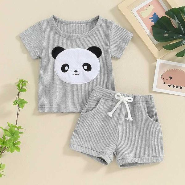 Ensembles de vêtements Baby Shorts Set à manches courtes T-shirt Panda à manche à manches courtes avec tenue neurée H240507