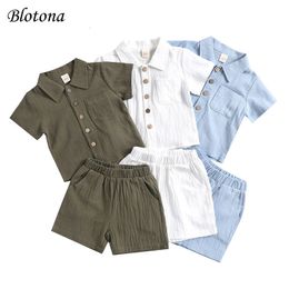 Ensembles de vêtements Blotona 2 pièces tenue pour petits garçons tout-petits été couleur unie revers manches courtes simple boutonnage chemise hauts taille élastique Shorts 230504