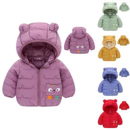 Vêtements de vêtements pour garçons et filles en coton Petites cotons de taille moyenne à capuchon léger pour l'enfant