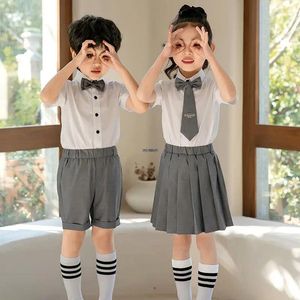 Vêtements Ensembles garçons filles anglais uniformes scolaires de style pour enfants