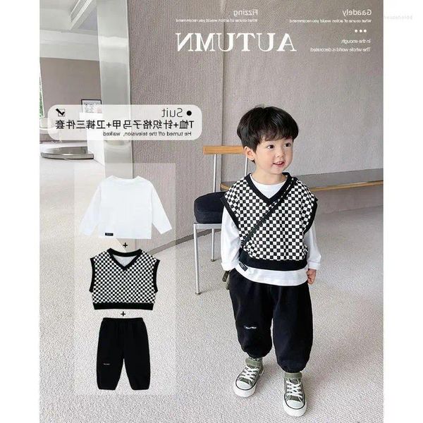 Conjuntos de ropa Traje para niños 2024 Otoño Versión coreana del bebé Estilo occidental Casual de tres piezas para niños guapos
