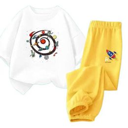 Kledingsets jongens zomerkleding set kindercartoonruimte t-shirt+losse harlan broek set 2pcs jeugd sportkleding setl2405L2405