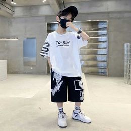 Ensembles de vêtements Boys Summer Trendy Casual Sports T-shirt 2 pièces + pantalon Set 3-14 ans Boys Hip Hop Style Fashion Clothing Set WX