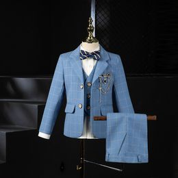 Conjuntos de ropa Niños Traje de boda Niños Blazer formal Chaqueta Chaleco Pantalones Bowtie 4PCS Vestido de esmoquin Niños Pografía Rendimiento Traje 221111