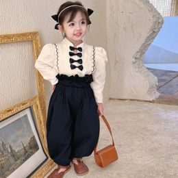 Sets de ropa Niños 2023 Spring Autumn Girls Retro Bubble Manga Camiseta y pantalones dulces sencillos de dos piezas Simpleelegantes