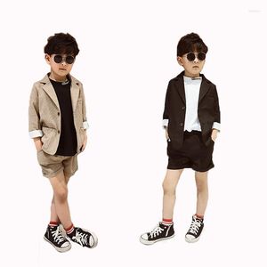 Ensembles de vêtements Ensemble pour enfants 2022 Printemps Garçons et filles Shorts Blazer décontracté 2pcs Tenues Vêtements de mode pour enfants