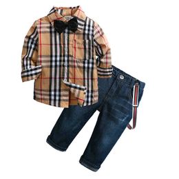 Kledingsets Kinderjongen Boy Gentleman Kleding Pakken Lange mouw Shirt Tops Suspender broek Outfit voor Kerstmis