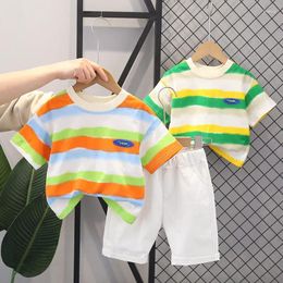 Conjuntos de ropa para niños Traje de ropa de verano Sumn Boy Colorido Strips T Shirts 2pcs/Set Kids Fashion Infant Sportswear