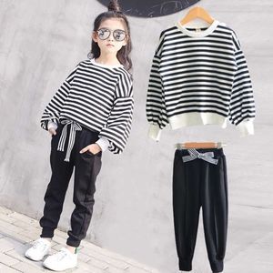 Ensembles de vêtements Vêtements pour enfants Printemps Automne Stripe T-shirts Dress Girls Vêtements Ensembles Striped Teen Clothes For Girls 8 10 12 13 Years 230516