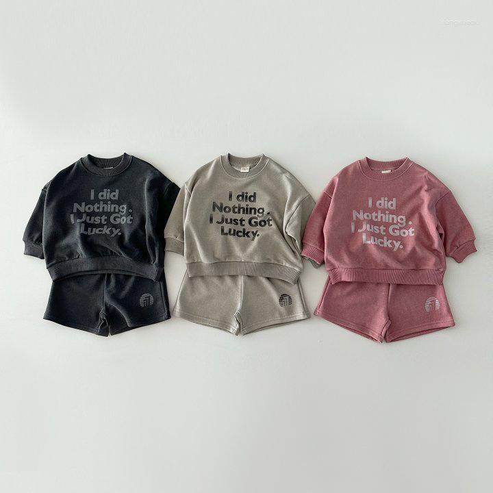 Комплекты одежды Детский комплект 2023 Корейский стиль Весна Осень Удобная толстовка с длинными рукавами с буквенным принтом и шорты из двух предметов