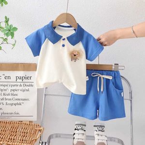 Ensembles de vêtements pour enfants et garçons 2-pièces 2024 Été Casual Cartoon Lion Patch Work T-shirt à manches courtes et à manches courtes Baby Boys Clothing Set J240518