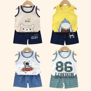 Kledingsets Childrens Set Childrens Clothing Boys and Girls Tank Top Summer Childrens Clothing Cotton T-Shirt Tankt Top Mouwloze D240514