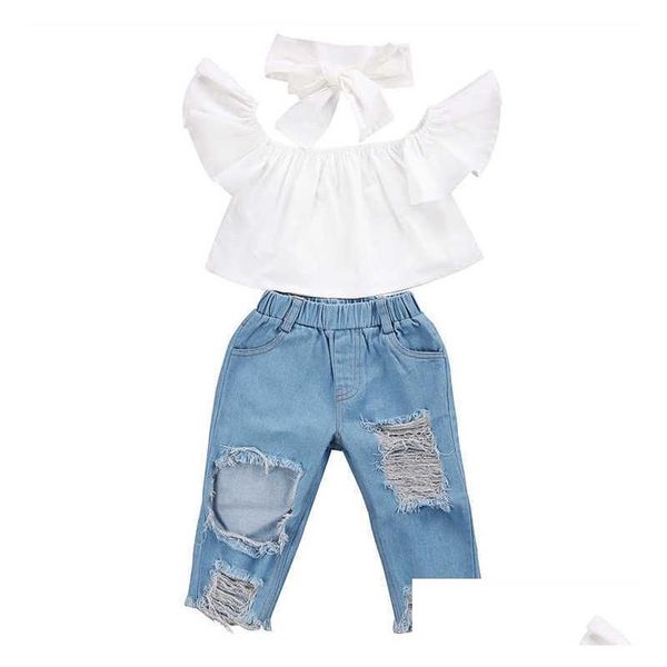 Vêtements Ensemble Vêtements Baby Girls Kids Set Sleeve volant Blanc Top Blanc Ripped Jeans Pantalon Denim Bows Band Band 3PCS Designer Girls Drop Drop Dev Dhr4x