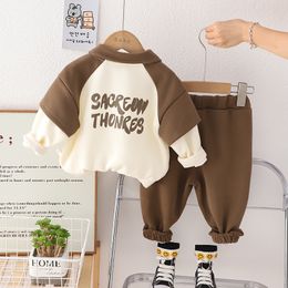 Kledingsets Danskleding Koreaanse stijl Herfst Babymeisjes Jongenskleding Lange mouwen Letter Omgeslagen kraag Katoen Sweatshirts + broek 2 stuks Outfit 1 2 3 4 5 6Y 230922