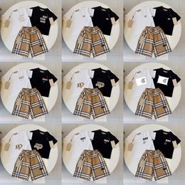 T-shirtset Merkbedrukking Kledingsets Designer Kinderen Kinderen 2-delige puur katoenen kleding baby Jongens meisje kinderen Mode Verschijnen V1pk #