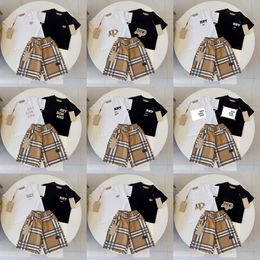 T-shirt Set Marque Impression Vêtements Ensembles Designer Enfants Enfants 2 Pièce Pur Coton Vêtements Bébé Garçons Fille Enfants Mode Appare p7ro #