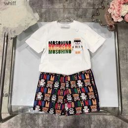 Ensembles de vêtements Designers Vêtements Toddler Boys Clothing ensembles Summer Baby Short-Sheeve T-shirt Short 2pcs Costume pour enfants vêtements de survêtement 2-6T C240413