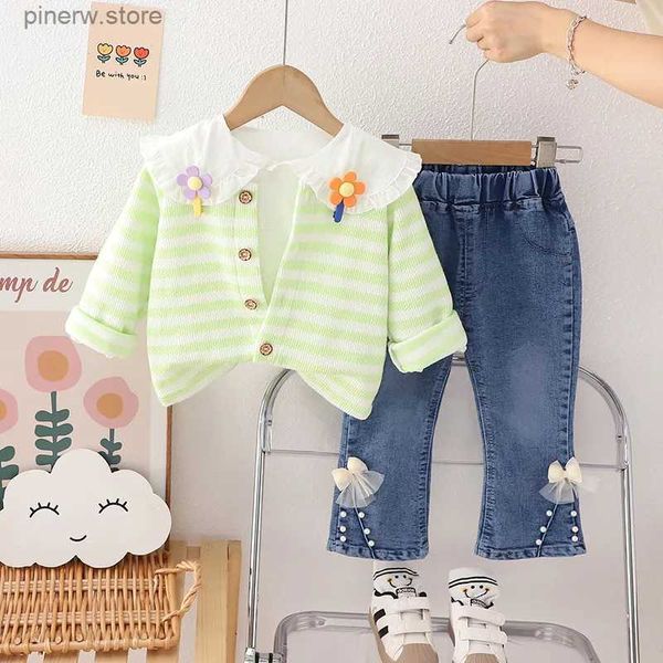 Conjuntos de ropa Conjuntos de ropa de otoño para niña, cárdigan con cuello de muñeca a rayas de estilo coreano, abrigos, camisetas y pantalones acampanados de mezclilla, chándal para niña