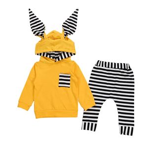 Kledingsets Mode Babykleding Set Winterkleding voor kinderen 2 stuks Gestreept T-shirt met capuchon Tops + broek Pasgeboren babyjongen Roupas Meni