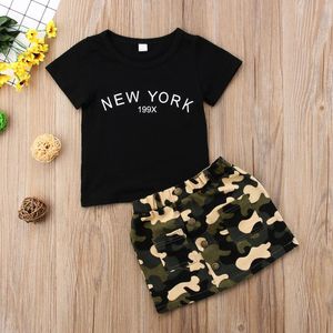 Conjuntos de ropa de moda para niños nacidos, camiseta de manga corta con letras para bebés y niñas, minifalda de camuflaje, conjunto de ropa de verano de 1 a 4 años