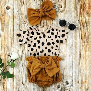 Kledingsets mode geboren op peuter babymeisjes kleren luipaard afdrukken korte mouw romper tops boog shorts hoofdband 3 stcs outfit set 230522