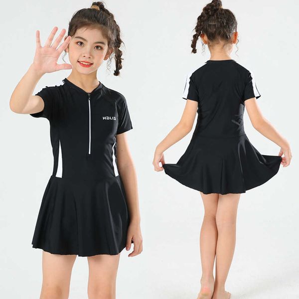 Completi di abbigliamento Moda per bambini One Piece Manica corta Costumi da bagno per ragazze Summer Girls Costumi da bagno per la protezione solare Dress Costumi da bagno per bambini conservatori W230210