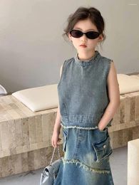 Kledingsets Fashion Girl's Blue Denim 2 -Piece Set 2024 Zomer half kraag mouwloze rechte vest elastisch zakontwerp visstaart rok