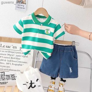 Vêtements Fashion Summer Kids Baby Boys Striped Dinosaur Costumes T-shirt à manches courtes + Shorts Casual Clothes Tenfit Girls Vêtements 2pcs / Set Y240412