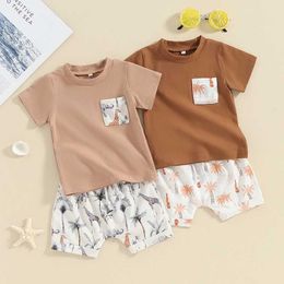 Vêtements Fashion Summer Kids Boys Vêtements Solid Pockwork Pocket Sleeve T-shirts Animal Print Shorts Casual Tracksuit Contalits H240507