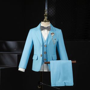 Kledingsets Flower Boys Ceremony Blue Suit Kids Formele Jakcet Vestbroek 3ps Tuxedo Trouwjurk Kinderen Birhtday Partic Pograph Costume 230310