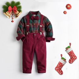 Kledingsets Focusnorm 3 kleuren 1 6y Gentleman Kid Boys 3pcs Kleding voor kerstdag Geplaatste shirts met vlinderdas Suspender broek 221130