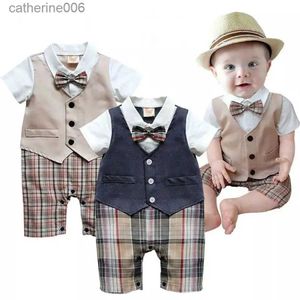 Kledingsets Gentleman baby nieuwe stijl korte mouw bruiloft en feest babyjongenskleding gesneden romperkledingL231202