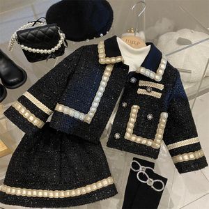 Kleding Sets Meisje 2 Stuk Tweed Set Winter Pak Kleding voor 1 10Years Kinderen Katoen Gewatteerde Jas Jas Rok Kinderen Klassieke Outfits 230807